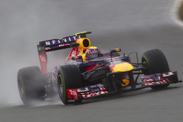 Kiša ponovno remetila testiranja, Mark Webber postavio uvjerljivo najbrži krug