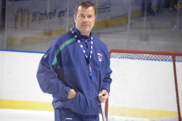 Alain Vigneault novi trener NY Rangersa, Lindy Ruff preuzeo Dallas Starse