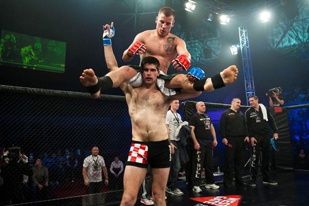 Foto: Fantastična večer gušenja i nokauta u Ciboni, MMA liga uspješno ide dalje