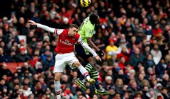 Arsenal demantirao: "Kroenke ne namjerava prodati klub"