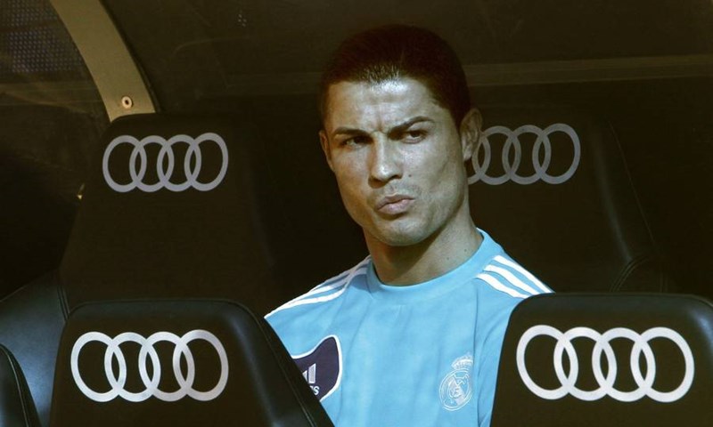 Ronaldo: "Bilo bi spektakularno zabiti na Old Traffordu", Evra: "Nadam se da zbog emocija neće igrati dobro"