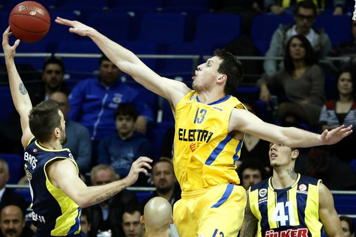 Barcelona osigurala četvrtfinale, Maccabi šuterski sjajan u Istanbulu