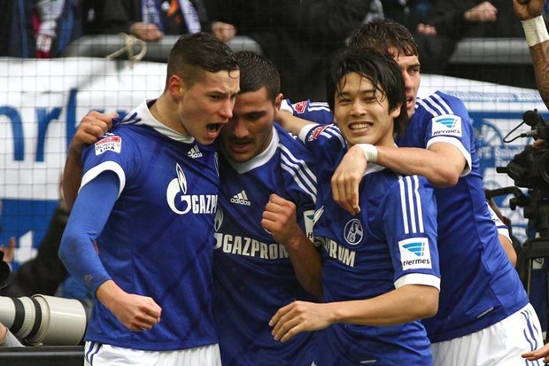 Video: Olić dvostruki strijelac, pogodio i škaricama, Schalke ponovno nadjačao Borussiju