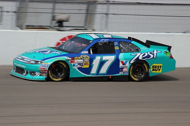Video: Matt Kenseth pobjedom u Las Vegasu proslavio svoj 41. rođendan