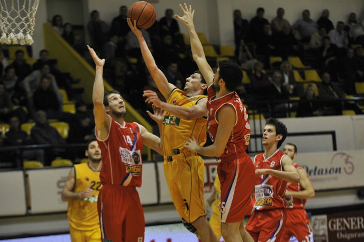 Splićani bez gripoznog Vujčića uvjerljivo poraženi od Radničkog na Gripama