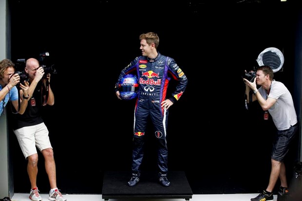 Svjetski prvak Sebasitan Vettel najbrži na oba treninga na otvaranju nove sezone