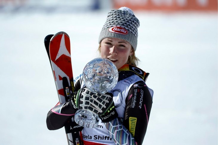Mikaela Shiffrin u izravnom dvoboju nadmašila Tinu Maze i uzela slalomski kristalni globus