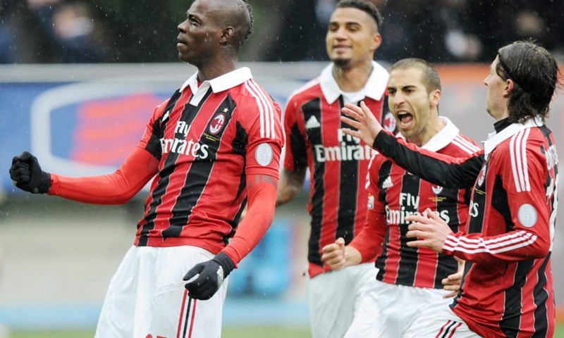Video: Milan ponovno na Balotellijev pogon, Cavani prekinuo post za pobjedu Napolija
