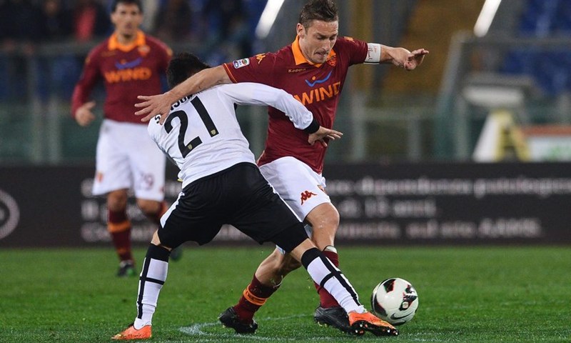 Video: Lamela i Totti srušili Parmu i produžili Romine europske snove