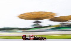 Webberu i Räikkönenu pripali slobodni treninzi, vozači u Maleziji "isprobali" i kišu