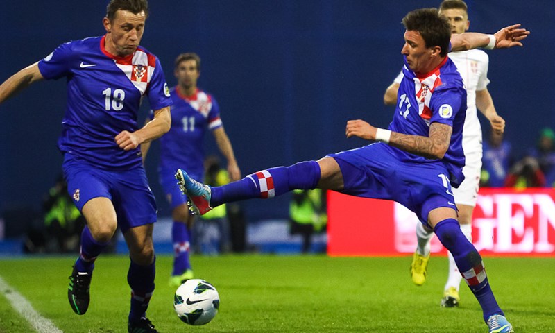 Olić: "Mandžukić je kompletan napadač, prelazak u Bayern bio je pun pogodak"
