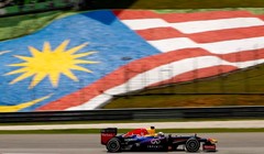 Sebastian Vettel do novog pole positiona u kišovitoj Maleziji