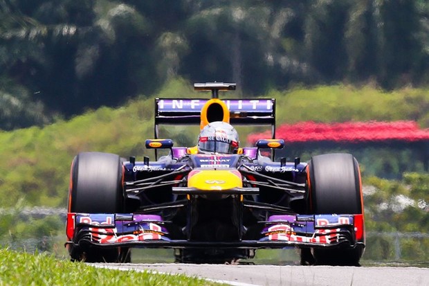 Vettel: "Teško je reći bih li bio prvi da je staza ostala suha"