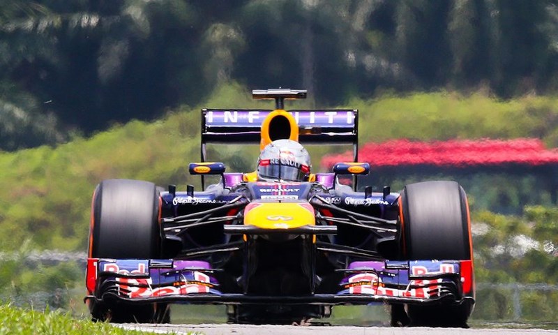Vettel: "Teško je reći bih li bio prvi da je staza ostala suha"