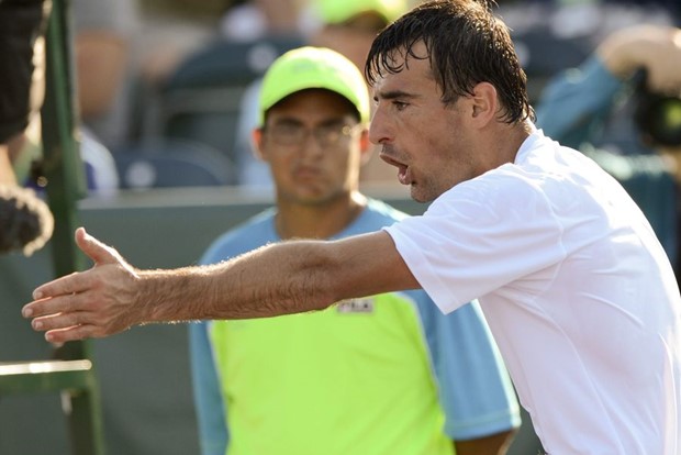 Dodig ispustio servis za meč, Isner slavio u tie breaku trećeg seta