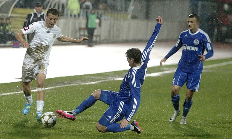Video: Rijeka slavila na krilima Leona Benka, Slaven Belupo nastavio s lošom formom