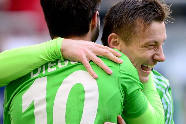 Video: Fantastični pogodak Olića Wolfsburgu osigurao 2:0 na poluvremenu, Nürnberg uzvratio u nastavku