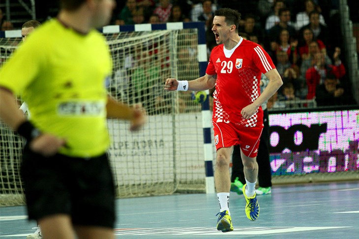 Bešiktaš predvođen Ninčevićem slavio nad Constantom i stigao u skupinu B Lige prvaka