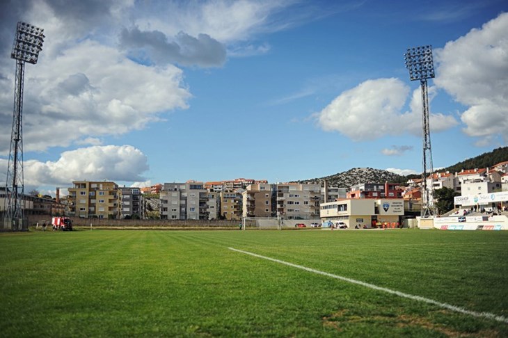 Agrokor uplaćuje milijun kuna HNK Šibeniku, treninzima se priključili Bulat i Pek