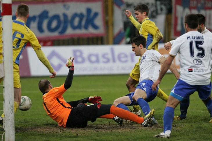 Video: Hajduk u Zaprešiću poveo pogotkom Andrijaševića, Budimir iz kasnog kaznenog udarca donio bod Interu