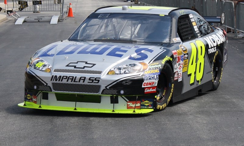 Jimmie Johnson osmom pobjedom u karijeri potvrdio dominaciju u Martinsvilleu