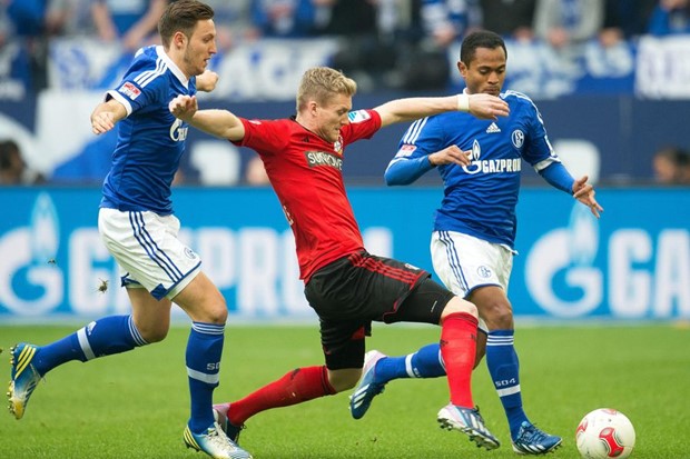 Video: Finac Pukki vratio Schalke u život u derbiju, Bayer 'prosuo' 0:2 u Gelsenkirchenu