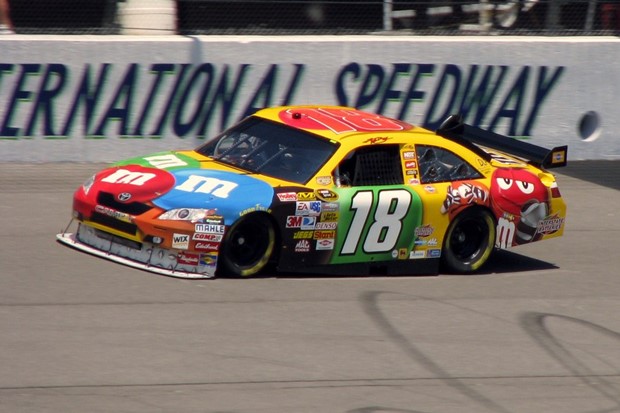 NASCAR: Uz veliku pomoć mehaničara Busch nadmudrio Truexa i odnio pobjedu u Texasu