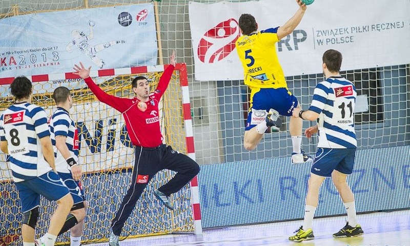 Duvnjak i Lacković na klupi, Šego sjajan u pobjedi Wisle