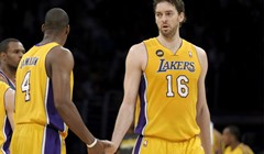 Video: Rasterećeni Lakersi dohvatili sedmo mjesto Zapada, Curryju rekord u tricama