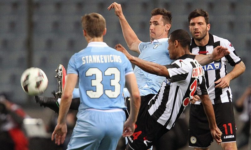 Video: Udinese Di Nataleovim pogotkom preskočio Lazio, Atalanta uzela bod Genoi
