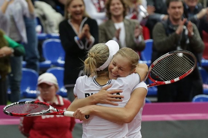 Fed Cup: Ruskinje prvi put preokrenule 0-2, kiša odgodila odluku drugog polufinala