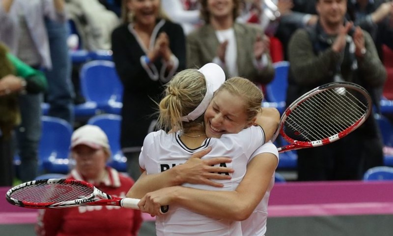 Fed Cup: Ruskinje prvi put preokrenule 0-2, kiša odgodila odluku drugog polufinala