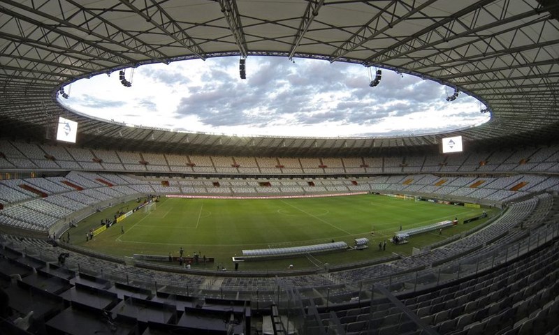 Video: Brazil s Neymarom, Patom i Ronaldinhom remizirao protiv Čilea