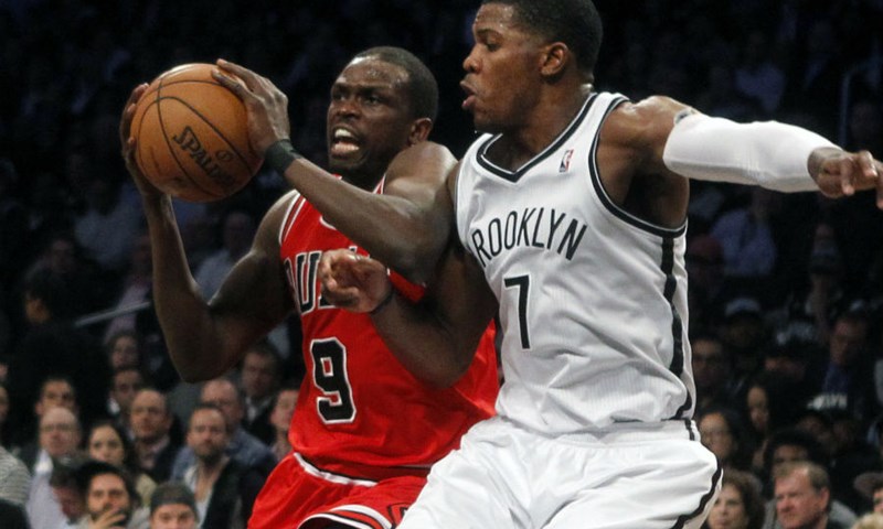 Luol Deng propušta sedmu utakmicu Bullsa i Netsa, Kirk Hinrich upitan