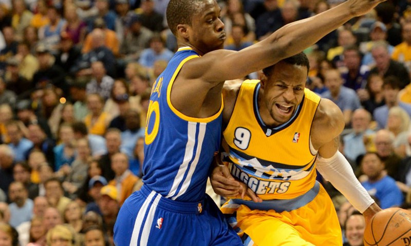 Video: Nuggetsi izborili povratak u Oakland, Grizzliesima prednost protiv Clippersa