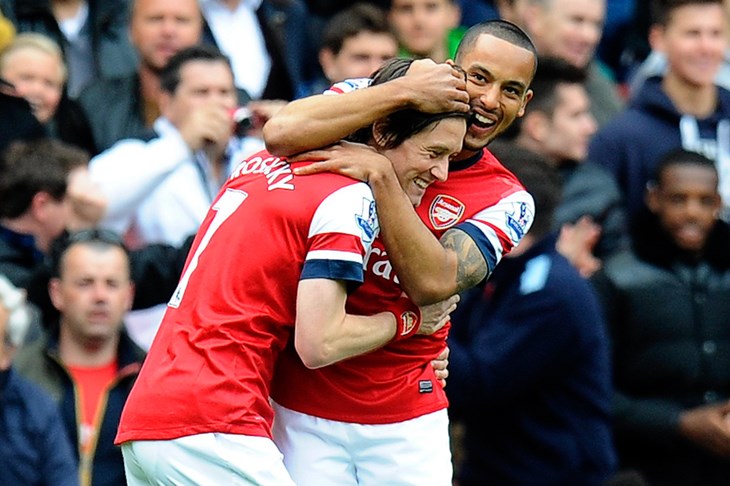 Walcott uvjeren u kvalitetu Arsenala: "Svake sezone moramo se boriti za naslov"