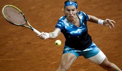 Williams i Šarapova bez izgubljenog seta do trećeg kola Madrida, Kuznecovoj ruski dvoboj