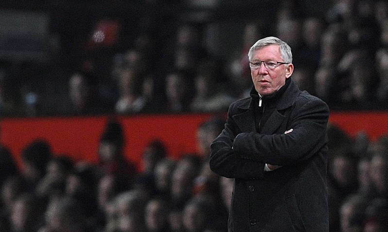 Sir Alex Ferguson u teškom stanju prebačen u bolnicu i hitno operiran