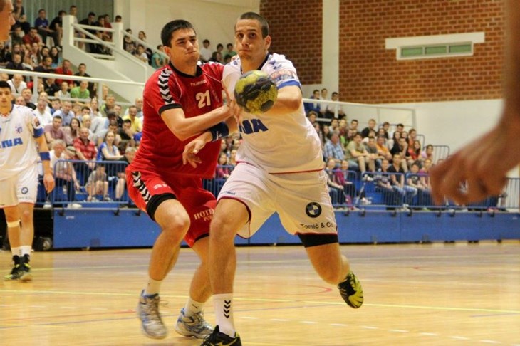 Đakovo nakon dobrog starta posrnulo i omogućilo Poreču finale