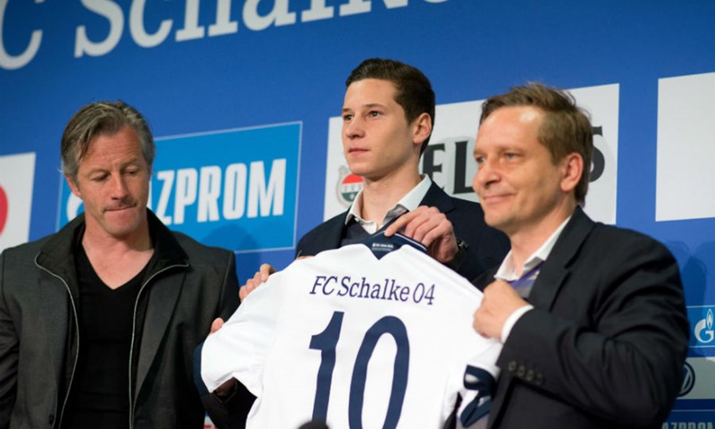 Schalke nastavlja s Kellerom na klupi