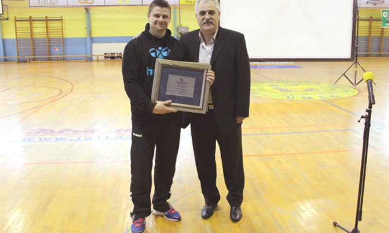 Trener CO Zagreba Luka Panza dobio priznanje za rad s mladim reprezentativcima