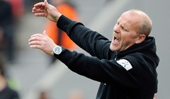 Video: Brazilac s Eintrachtove klupe glavom srušio Schalke i uljepšao trenerov jubilej