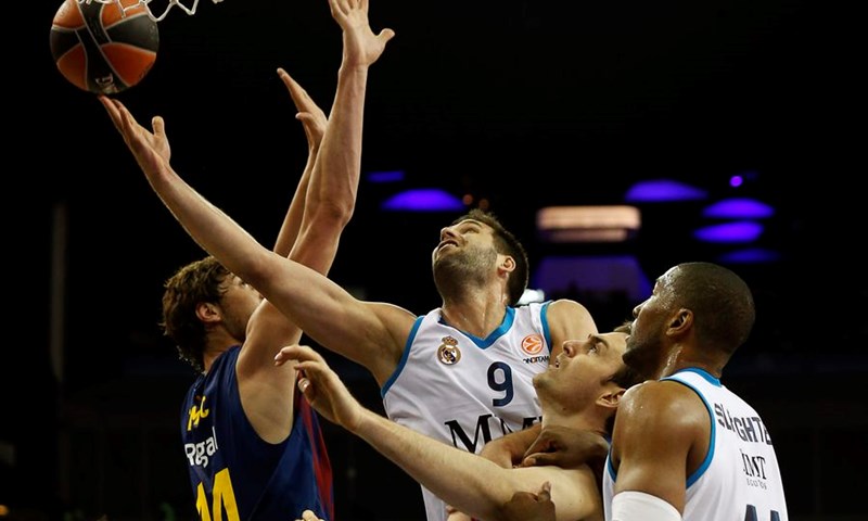 Barcelona teškom mukom do pobjede u San Sebastianu, Real razbio Joventut
