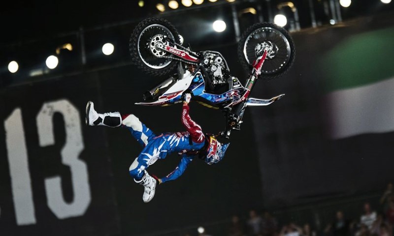 Spektakularni X Fighters u Dubaiju: Torres na tronu
