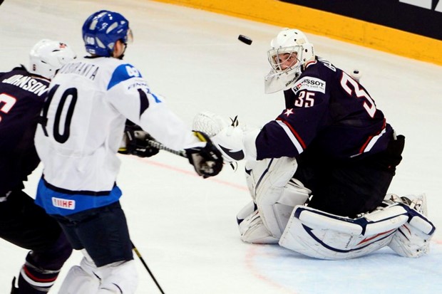 Večer domaćina u NHL-u - tri susreta i tri pobjede