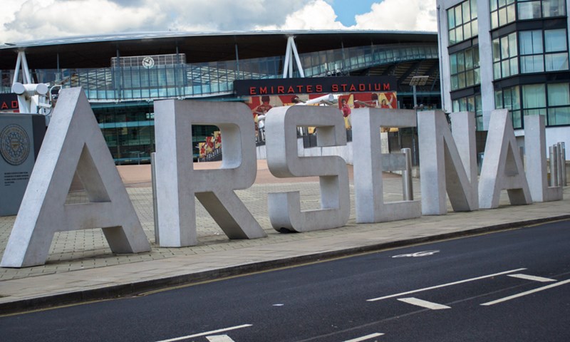 Demba Ba ne ide u Arsenal