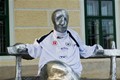 Fanatici futsala okitili poznate zagrebačke kipove dresovima Alumnusa