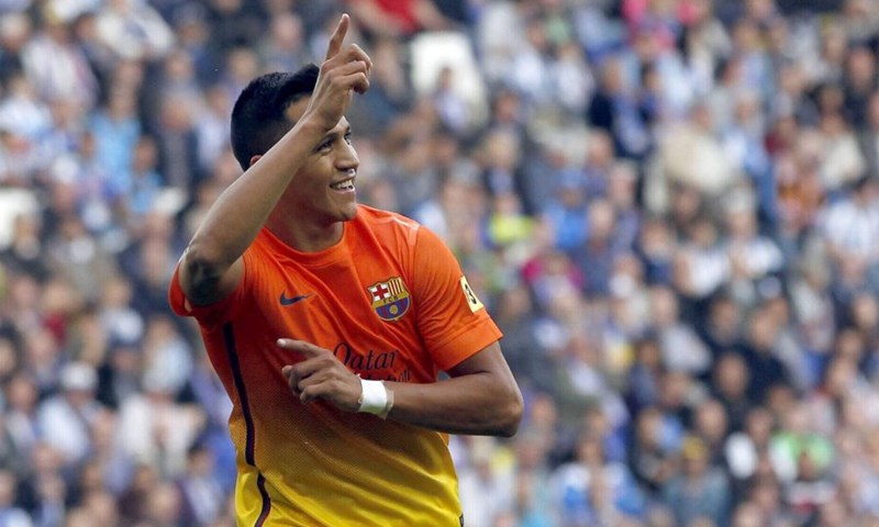 Video: Alexis Sanchez načeo, a Pedro dovršio Espanyol za trijumf Barcelone u katalonskom derbiju