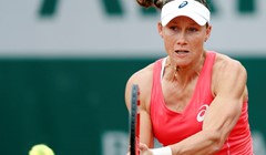 Uvjerljiva pobjeda za Stosur, Bartoli i Janković slavile u izjednačenim mečevima