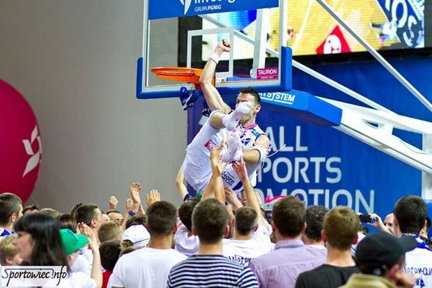 Igor Miličić odveo svoj klub do najvećeg uspjeha u povijesti i na rukama navijača otišao u mirovinu